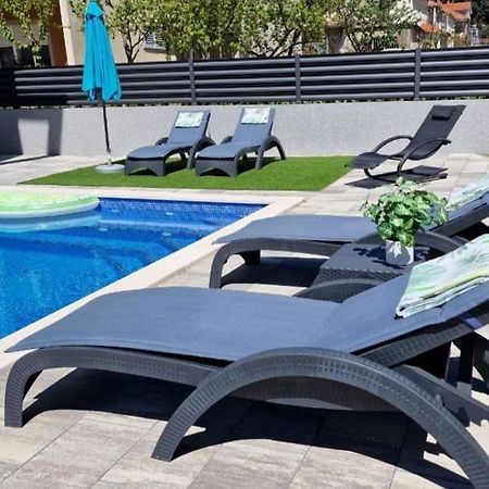 Villa Ema Kastela With Private Heated Pool Kültér fotó